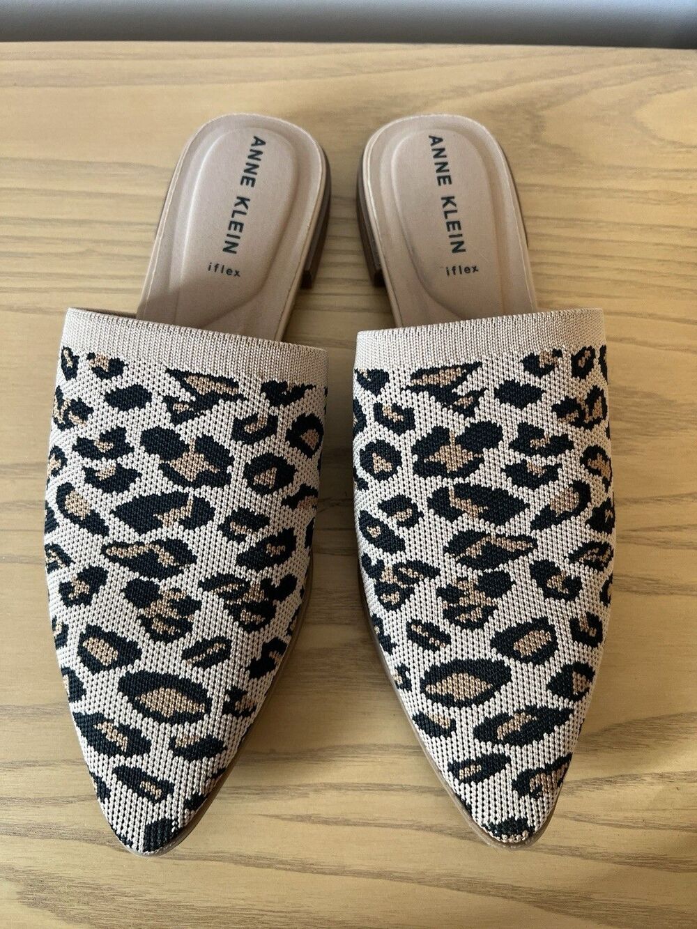 Anne Klein Women's Leopard Print Pointed Toe Slip-On Slide Flats Size 9 - Picture 2 of 4
